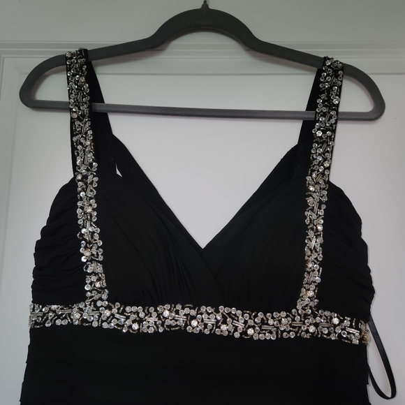 Betsy & Adam Black Cocktail Dress - Size 12 - Picture 2 of 5